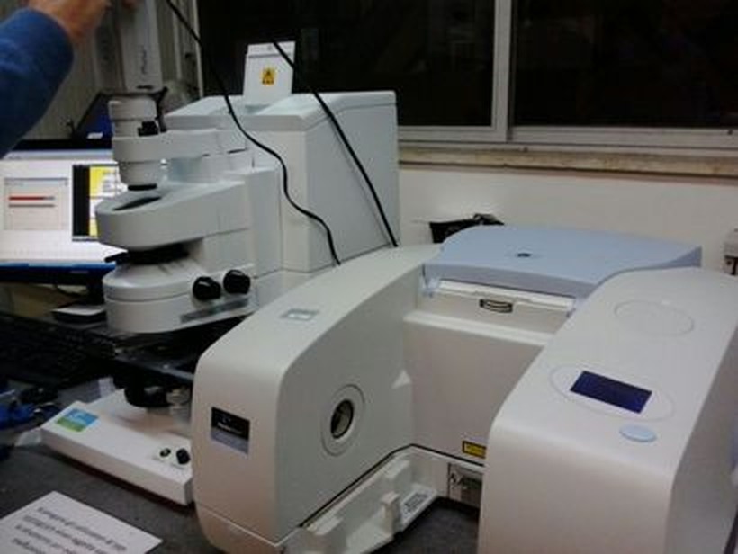 Microscopio Raman confocale per la ricerca interdisciplinare